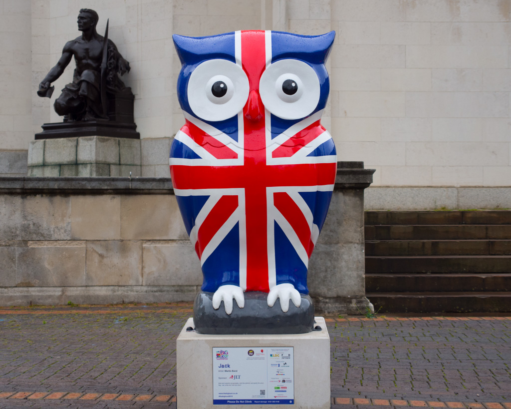 The One by the Hall of Memory