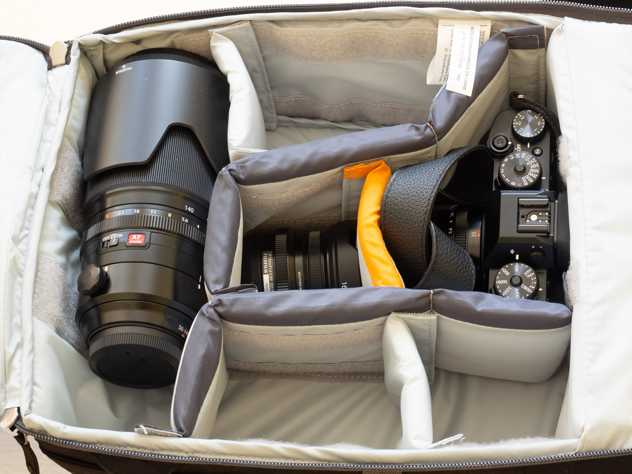 Lowepro m-Trekker BP 150 - Main Compartment View